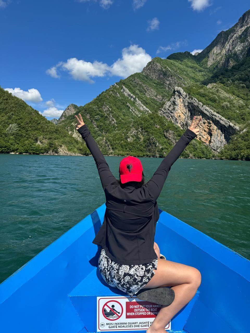 1 Hour Lake Cruise